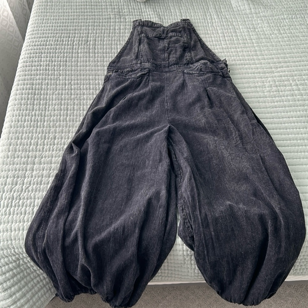NWOT FREE PEOPLE OVERALLS